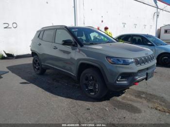  Salvage Jeep Compass