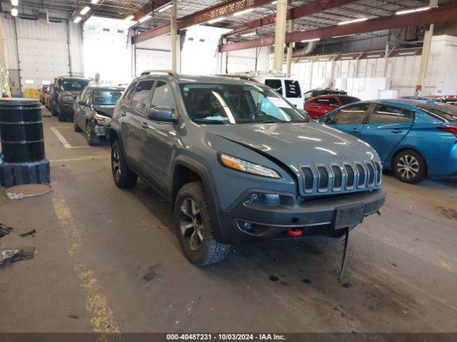  Salvage Jeep Cherokee