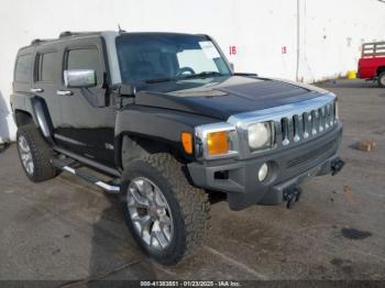  Salvage HUMMER H3 Suv