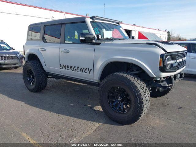  Salvage Ford Bronco