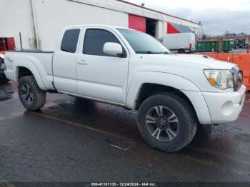  Salvage Toyota Tacoma