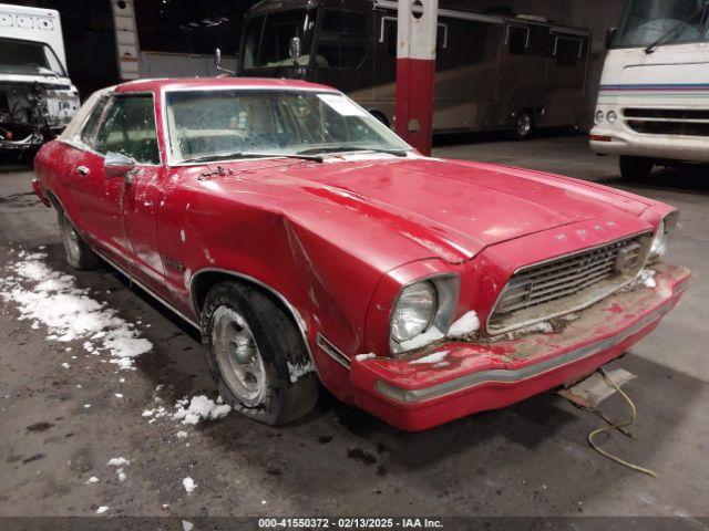  Salvage Ford Mustang