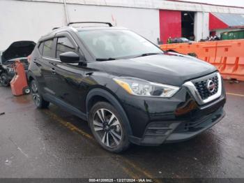  Salvage Nissan Kicks