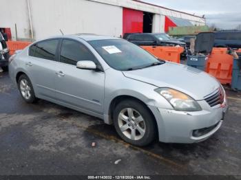  Salvage Nissan Altima