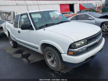  Salvage Chevrolet S-10