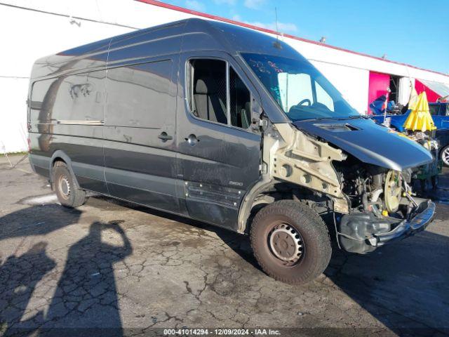  Salvage Mercedes-Benz Sprinter 2500