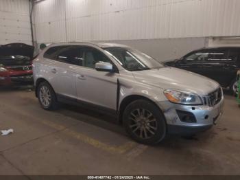  Salvage Volvo XC60