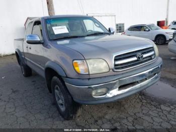  Salvage Toyota Tundra