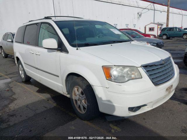  Salvage Chrysler Town & Country