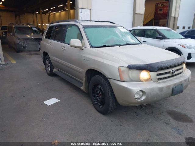  Salvage Toyota Highlander