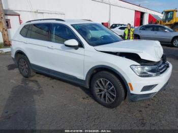  Salvage Volkswagen Tiguan