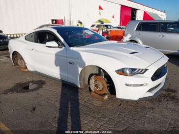  Salvage Ford Mustang