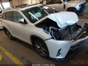  Salvage Toyota Highlander