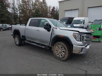  Salvage General Motors Sierra 3500HD