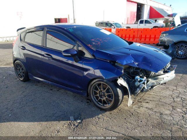  Salvage Ford Fiesta