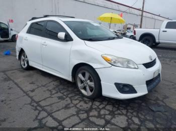  Salvage Toyota Matrix