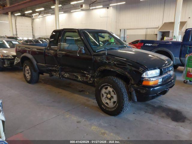  Salvage Chevrolet S-10