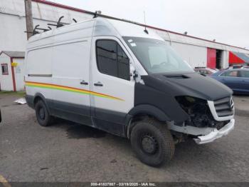  Salvage Mercedes-Benz Sprinter 2500