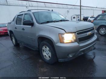  Salvage Chevrolet Avalanche 1500