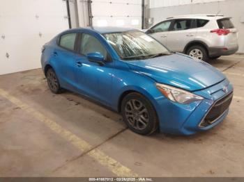  Salvage Toyota Yaris