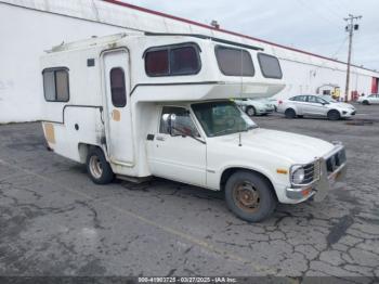  Salvage Toyota Pickup