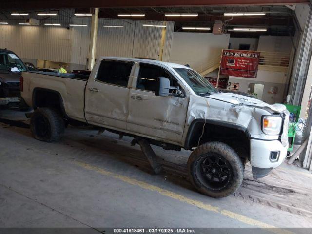  Salvage General Motors Sierra 3500HD