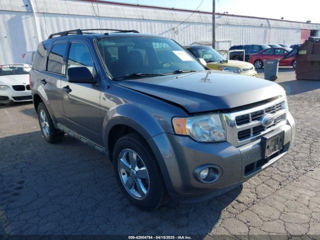  Salvage Ford Escape
