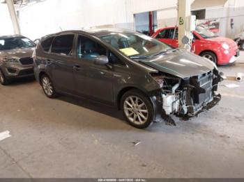 Salvage Toyota Prius v