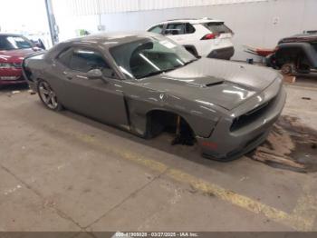  Salvage Dodge Challenger