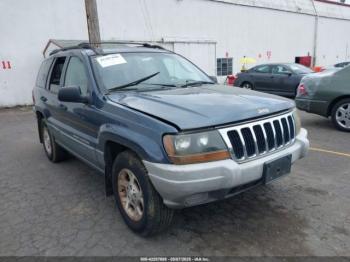  Salvage Jeep Grand Cherokee