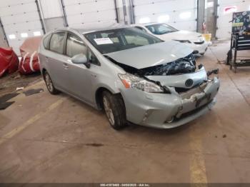  Salvage Toyota Prius v