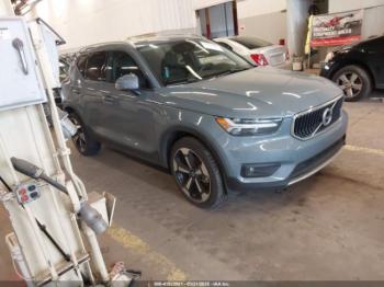  Salvage Volvo XC40