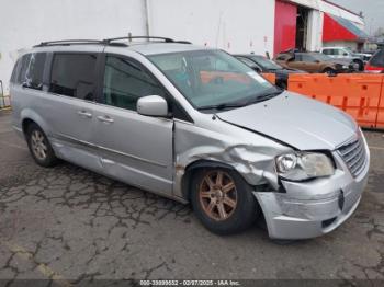  Salvage Chrysler Town & Country
