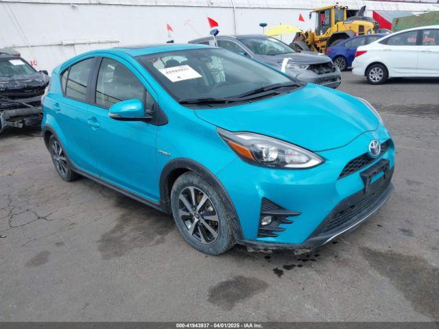  Salvage Toyota Prius c