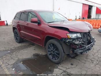  Salvage Jeep Grand Cherokee
