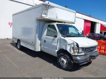  Salvage Ford E-450