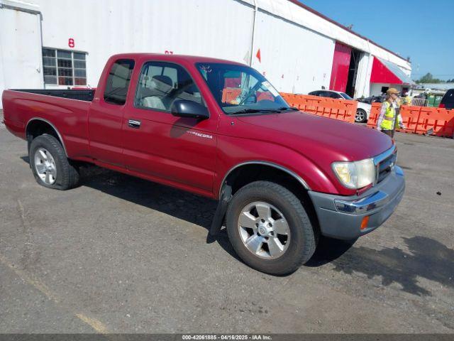  Salvage Toyota Tacoma