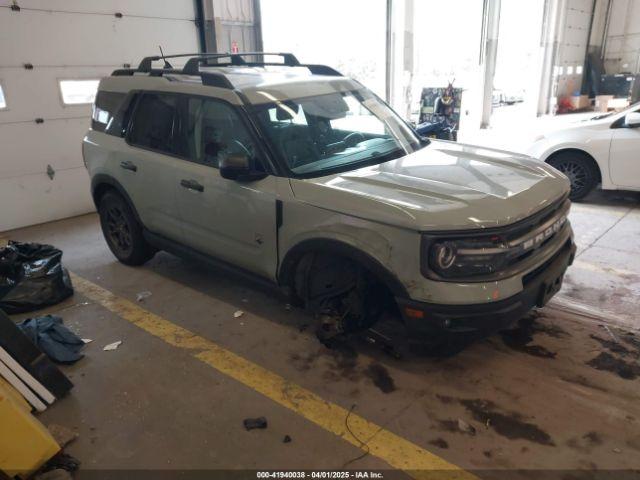  Salvage Ford Bronco
