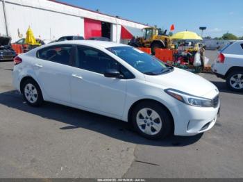  Salvage Kia Forte