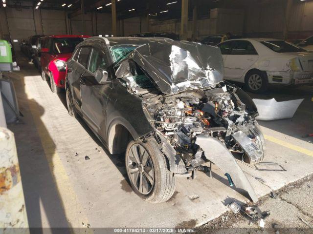  Salvage Kia Niro