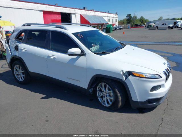  Salvage Jeep Cherokee