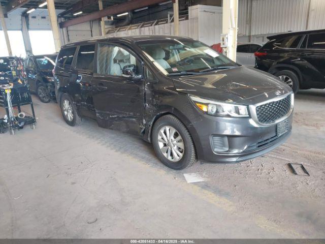  Salvage Kia Sedona