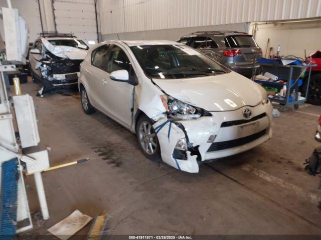  Salvage Toyota Prius c