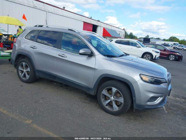  Salvage Jeep Cherokee