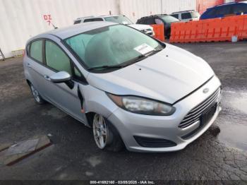  Salvage Ford Fiesta