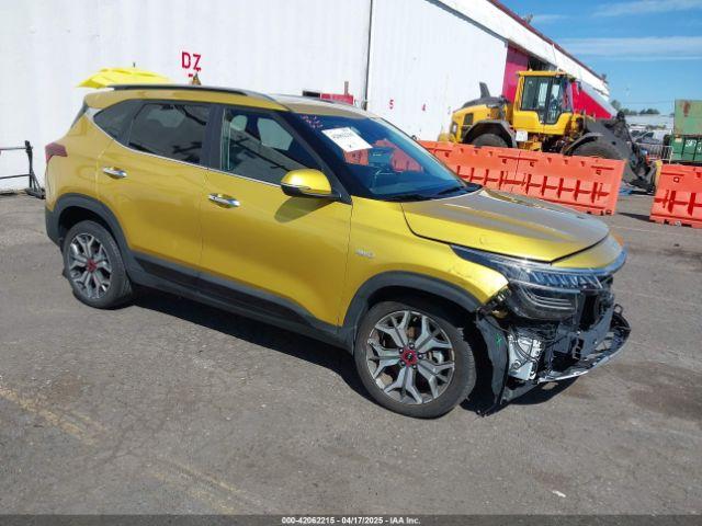  Salvage Kia Seltos