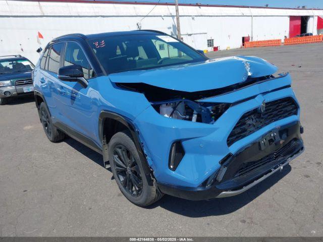  Salvage Toyota RAV4