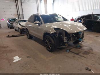  Salvage Porsche Cayenne