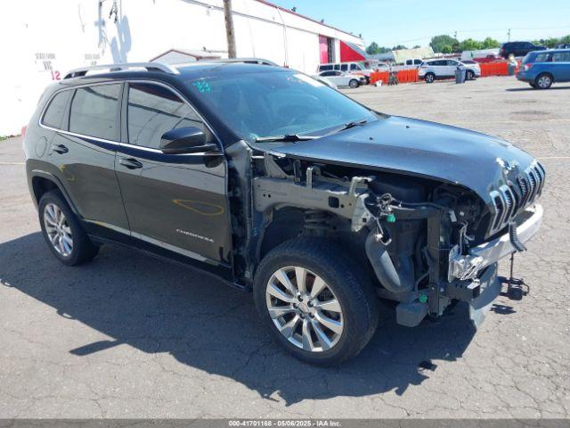  Salvage Jeep Cherokee