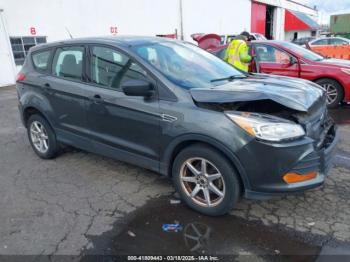  Salvage Ford Escape